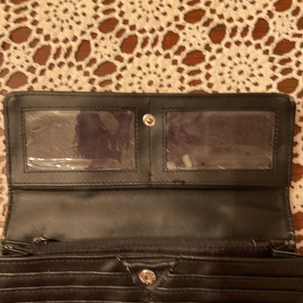Wallet - Picture 3 of 8